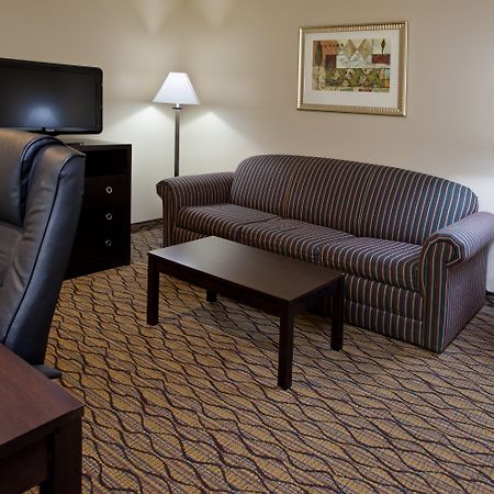 Holiday Inn Express & Suites Columbus East - Reynoldsburg By Ihg Camera foto