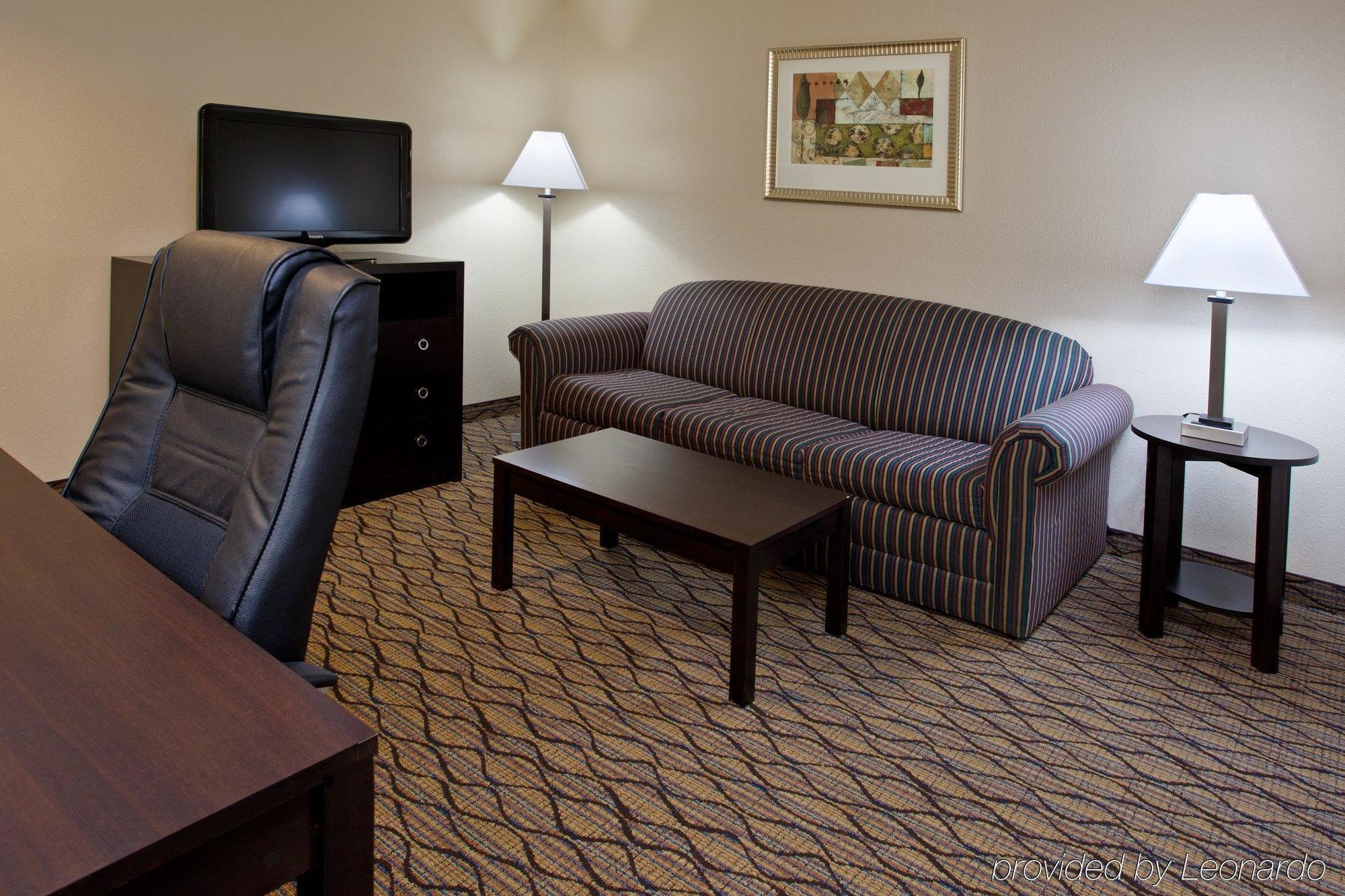 Holiday Inn Express & Suites Columbus East - Reynoldsburg By Ihg Camera foto
