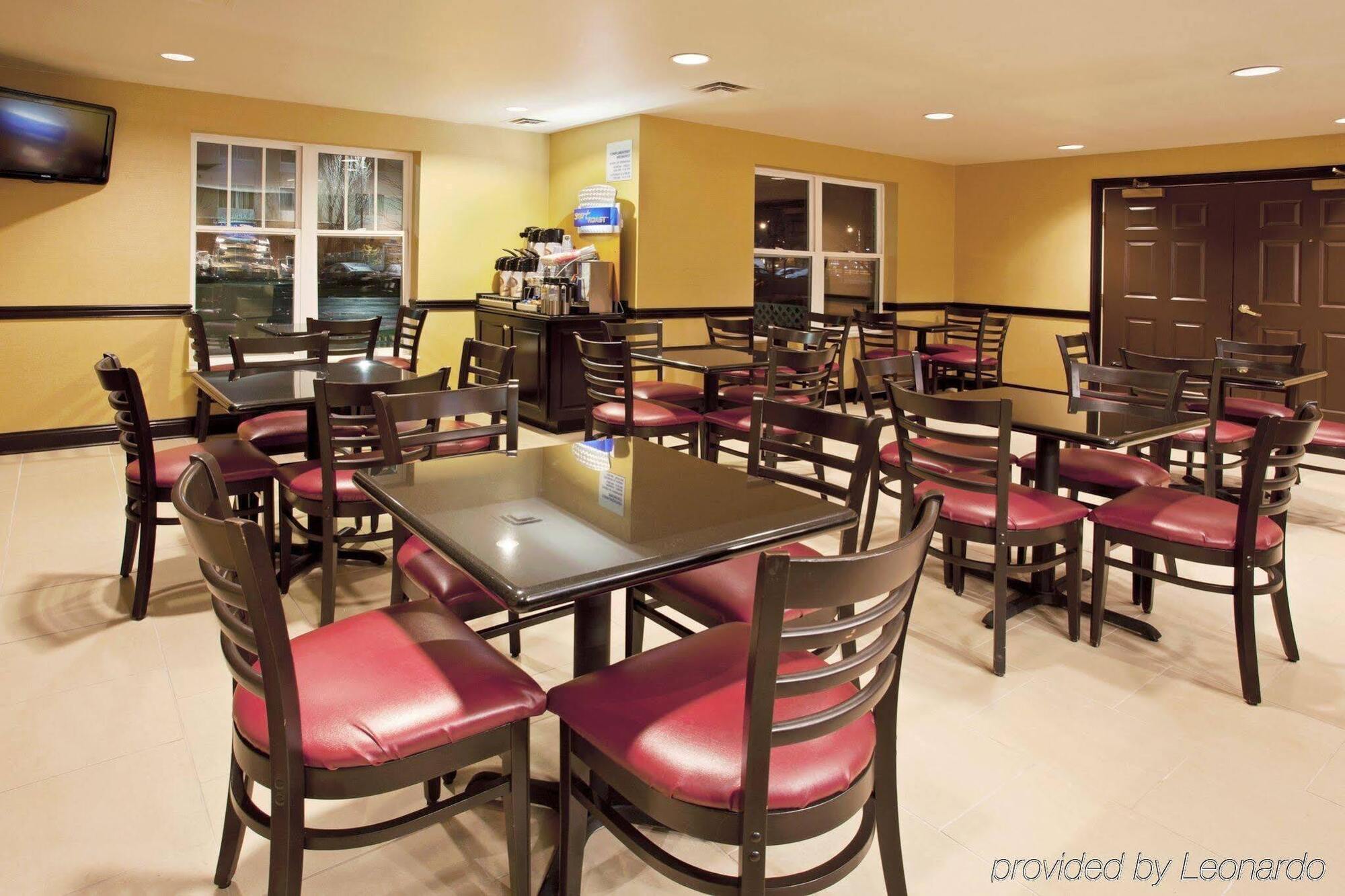 Holiday Inn Express & Suites Columbus East - Reynoldsburg By Ihg Esterno foto